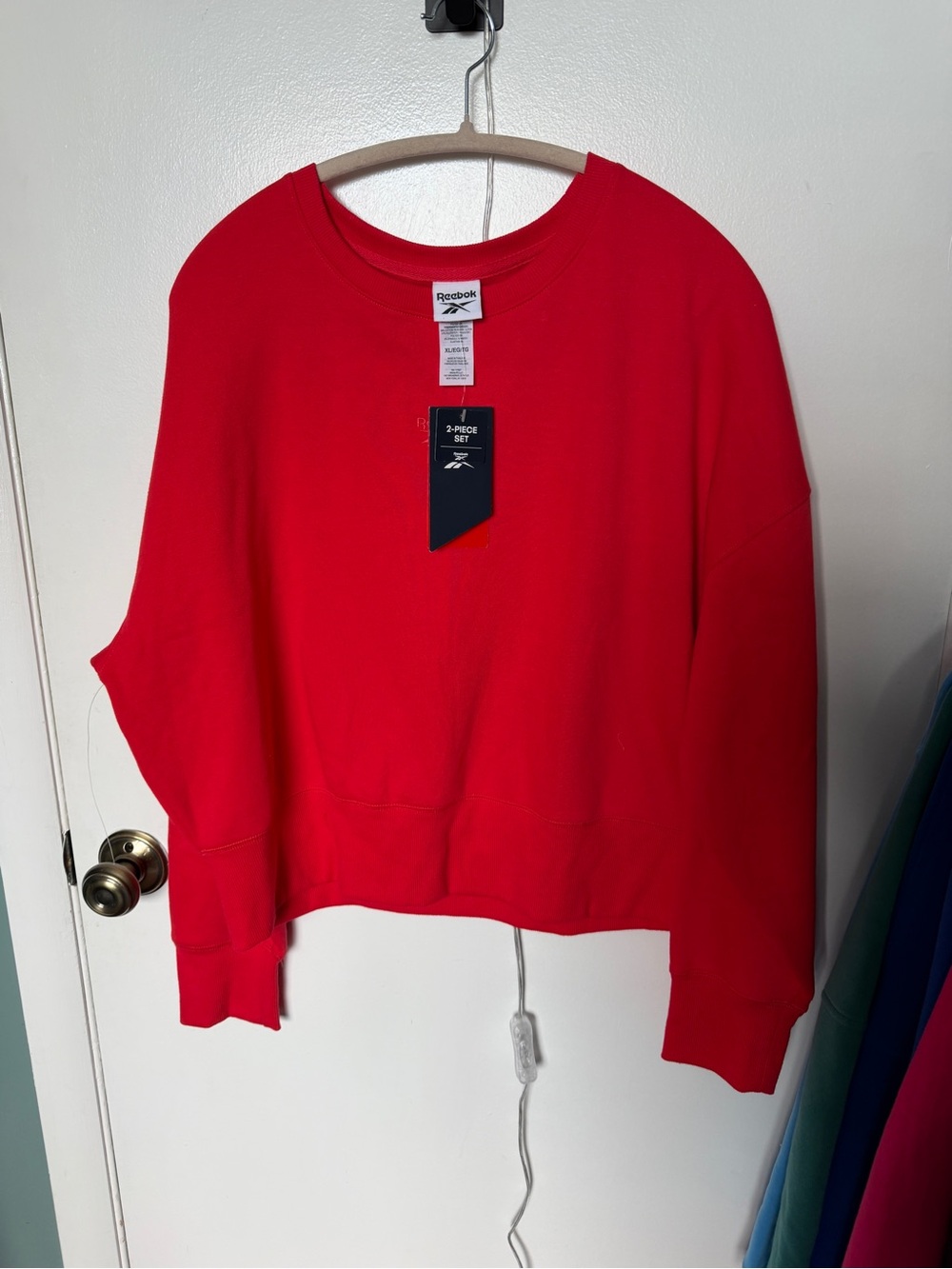 NWT Reebok Sweatshirt - Picture 2 of 4